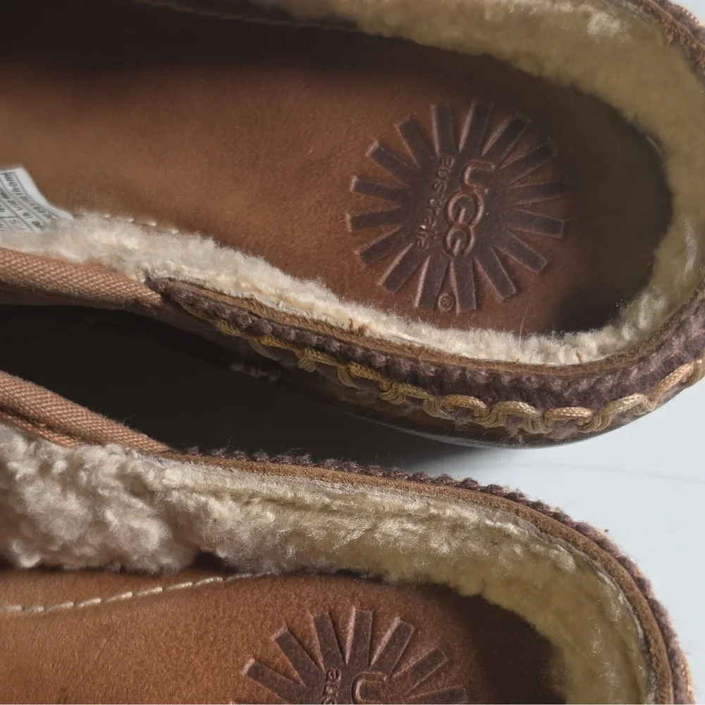 UGG Australia Men's Brown Leather Slip-On Sheepskin Slippers US 9